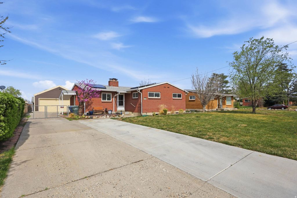 Photo of 3550 W 4305 S, West Valley City, UT 84119 (MLS # 2146423)
