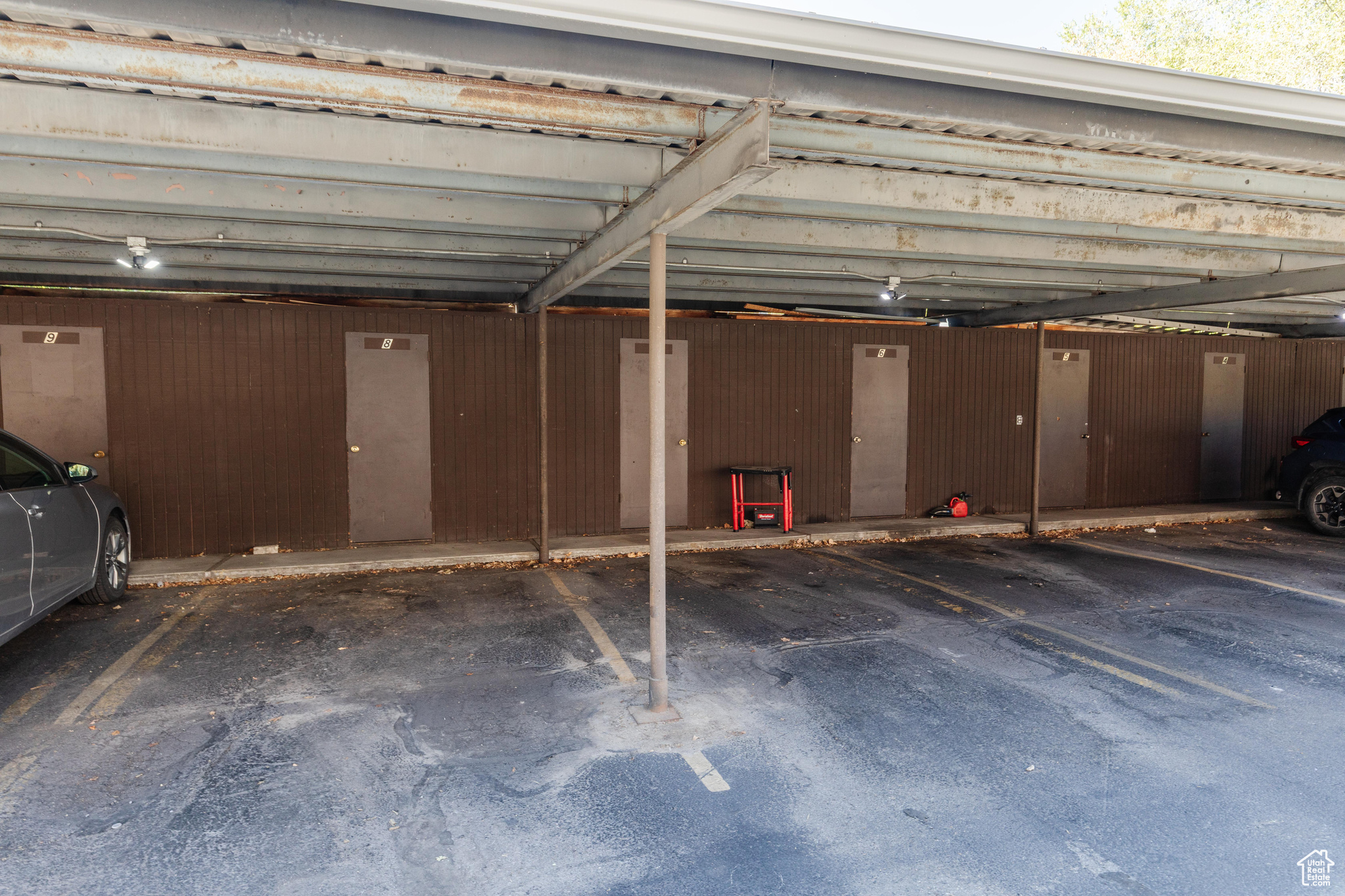 TWIN PINES - Residential