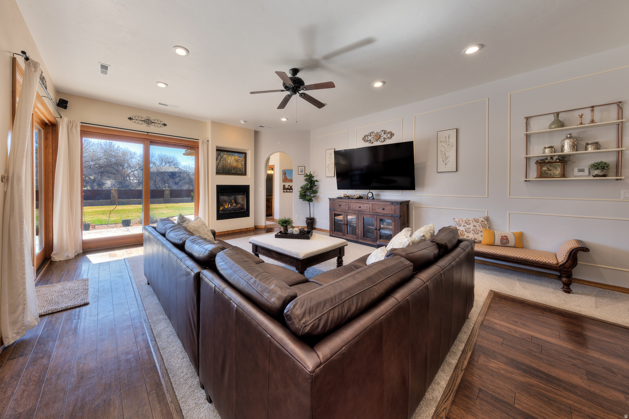 SPANISH TRAIL ESTATES - Residential