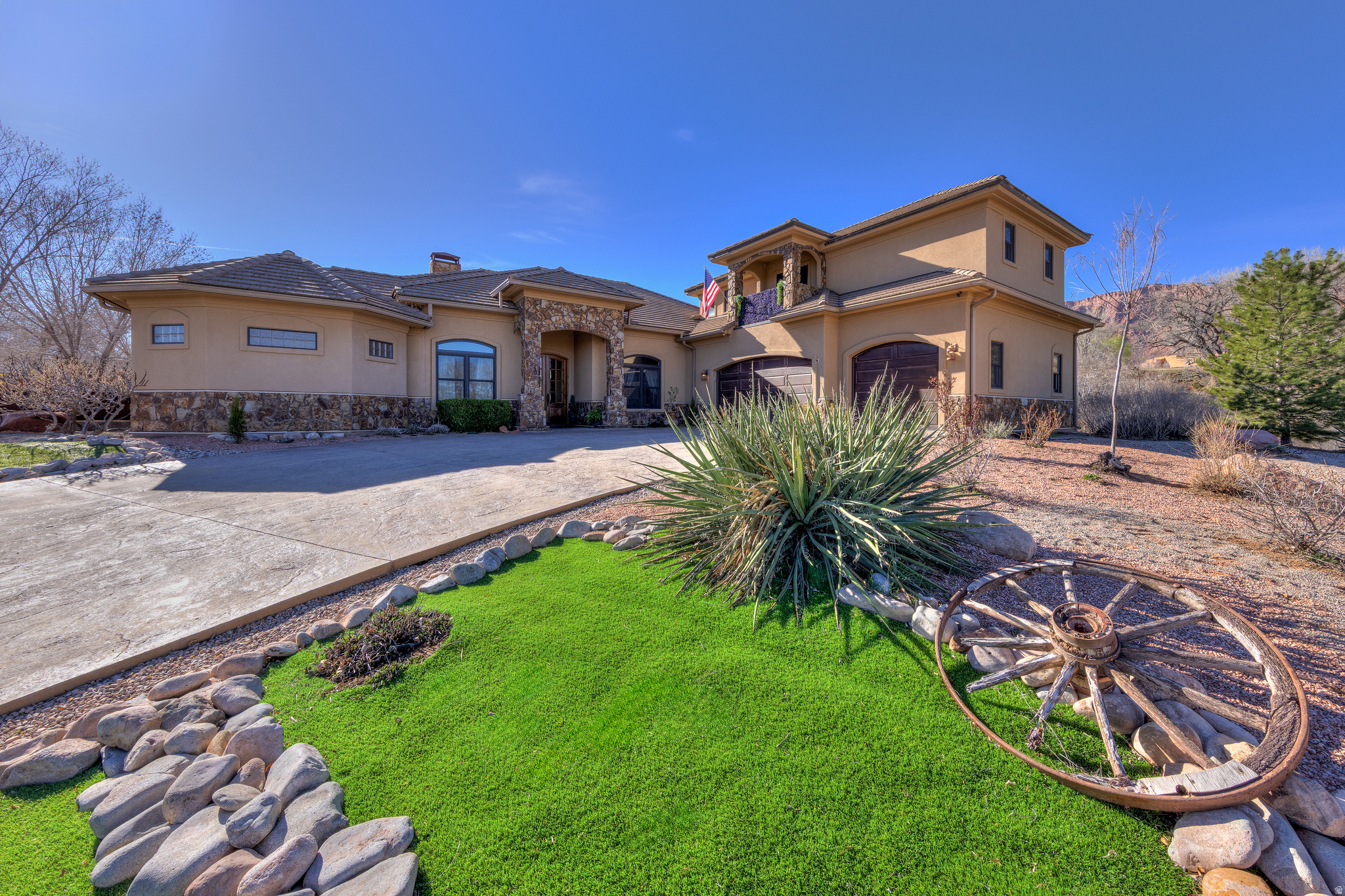 SPANISH TRAIL ESTATES - Residential