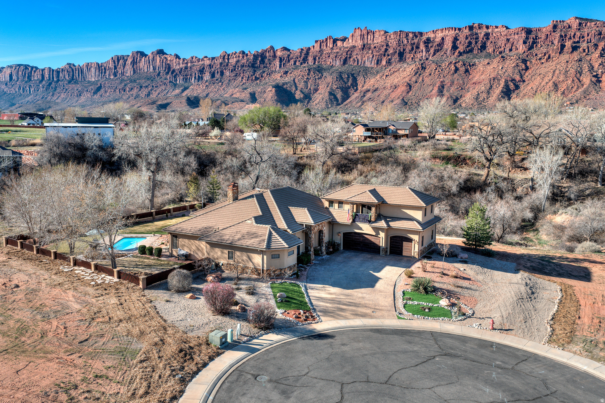 SPANISH TRAIL ESTATES - Residential