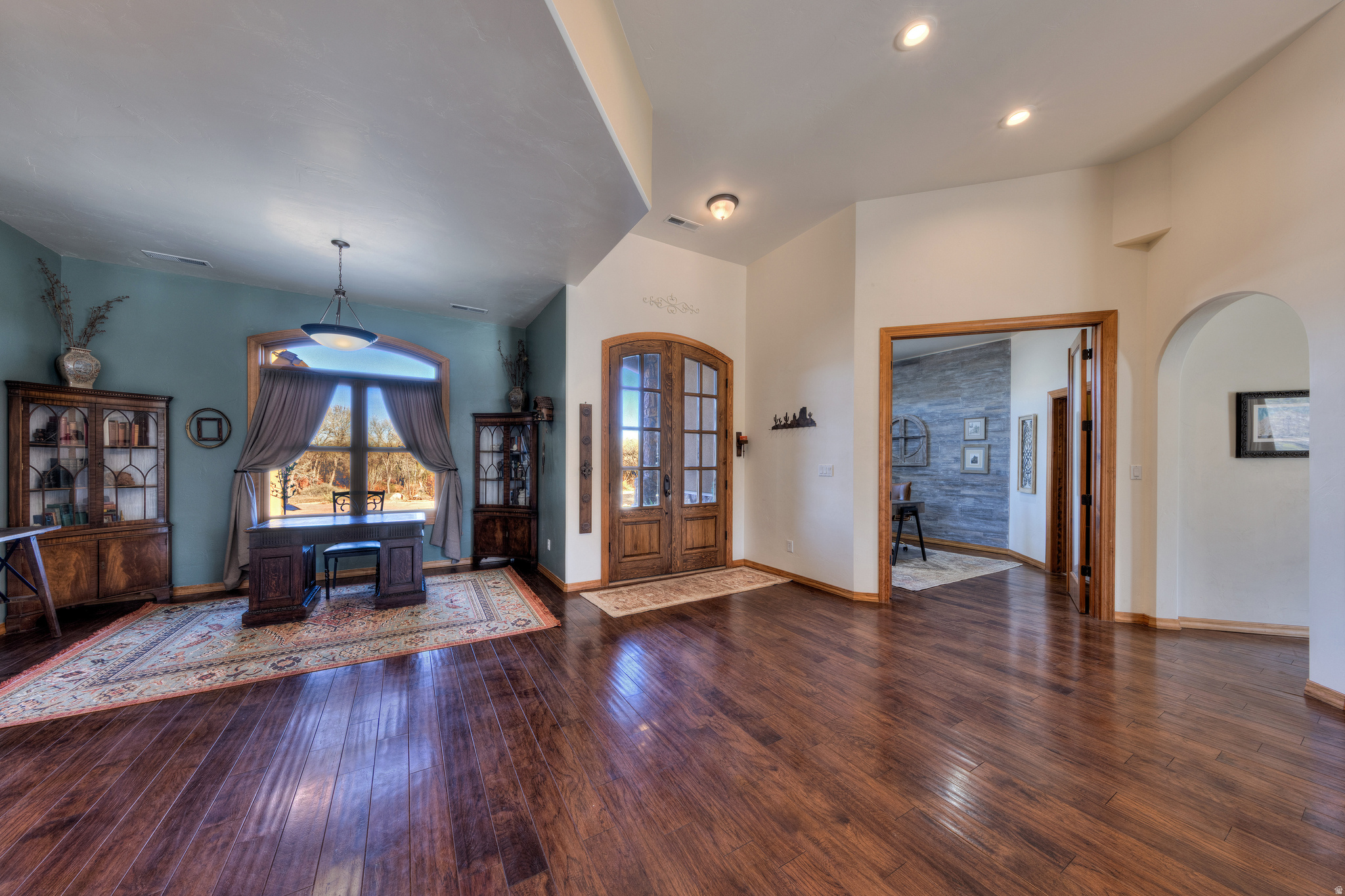 SPANISH TRAIL ESTATES - Residential