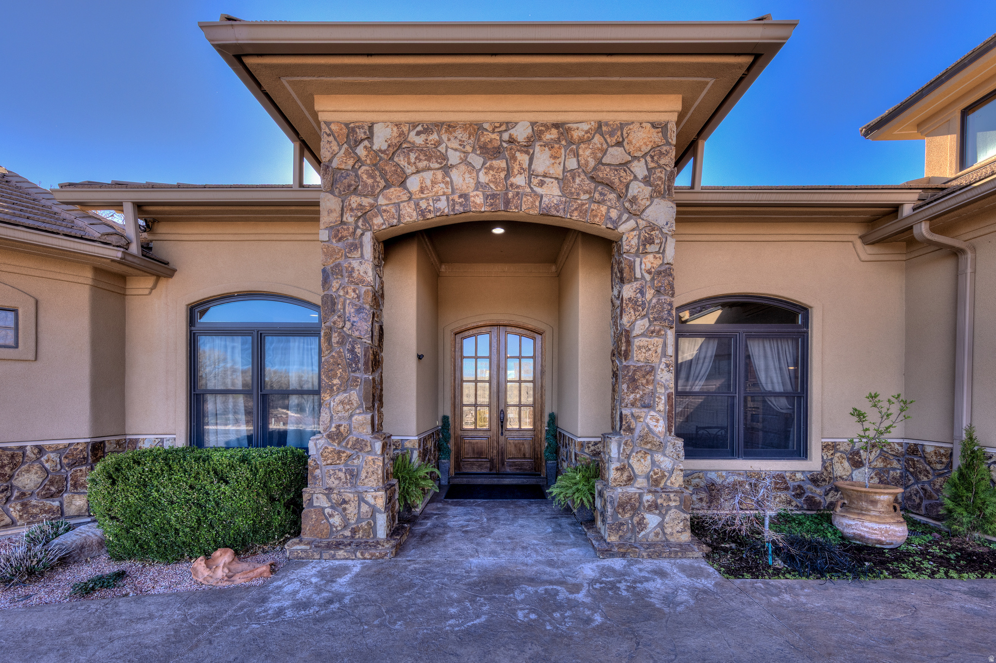 SPANISH TRAIL ESTATES - Residential