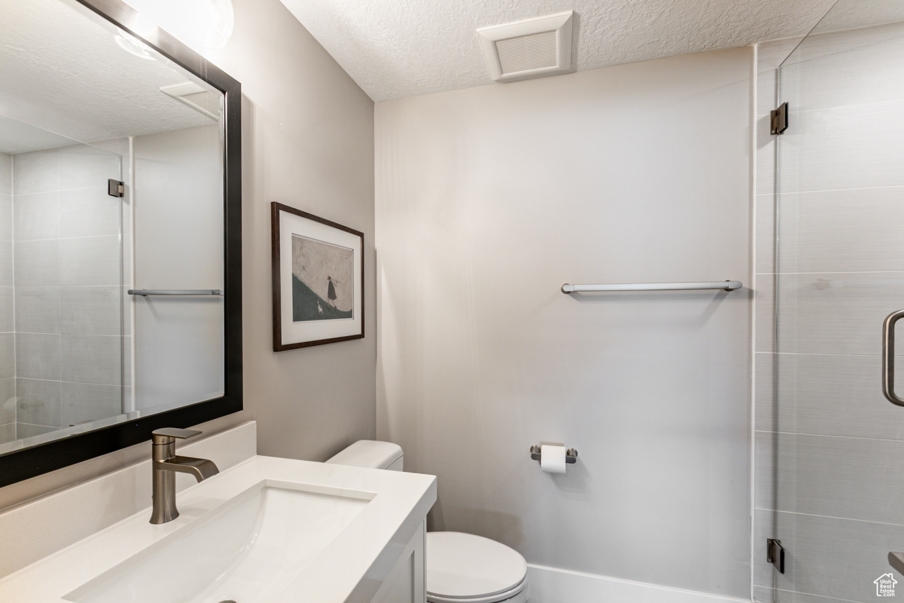 SHORELINE - Residential Lease