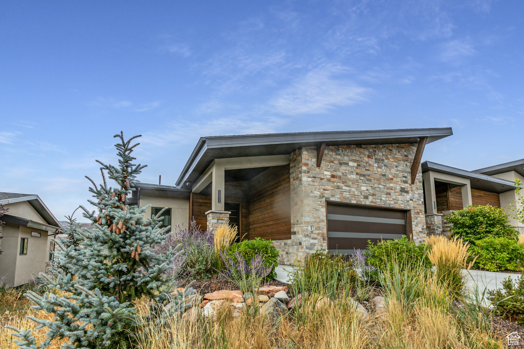 SHORELINE - Residential Lease