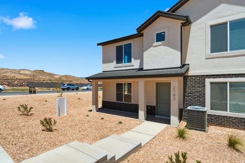 Townhouse For Sale - 2242 S Wolverine Way #2519<br/> Washington, UT 84780