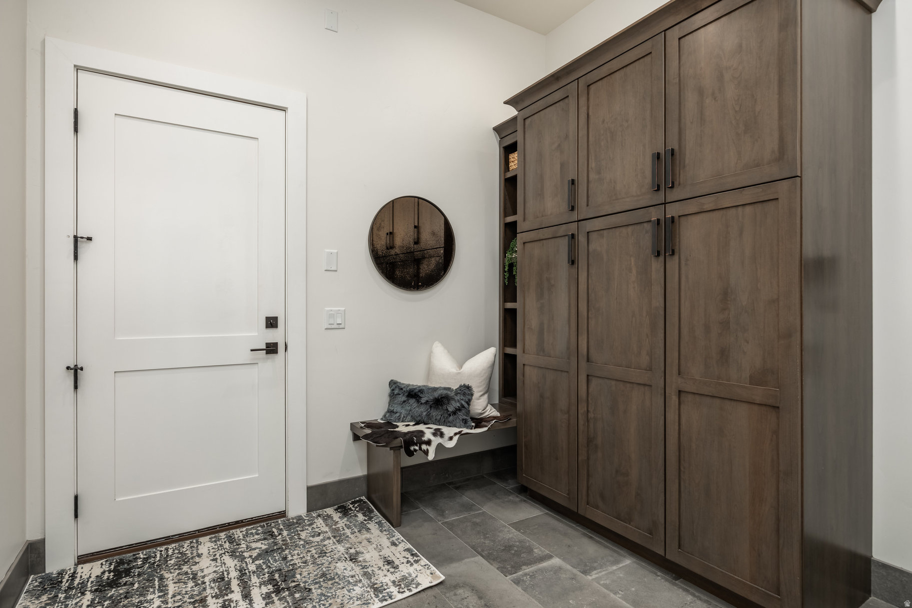 RED LEDGES - Residential