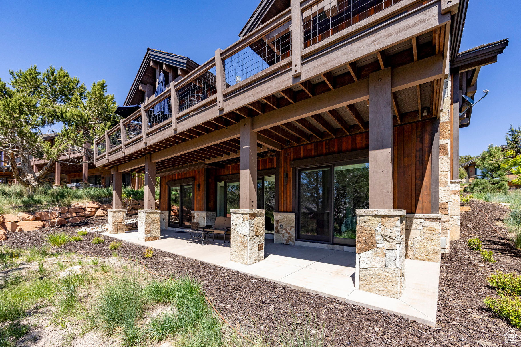 RED LEDGES - Residential