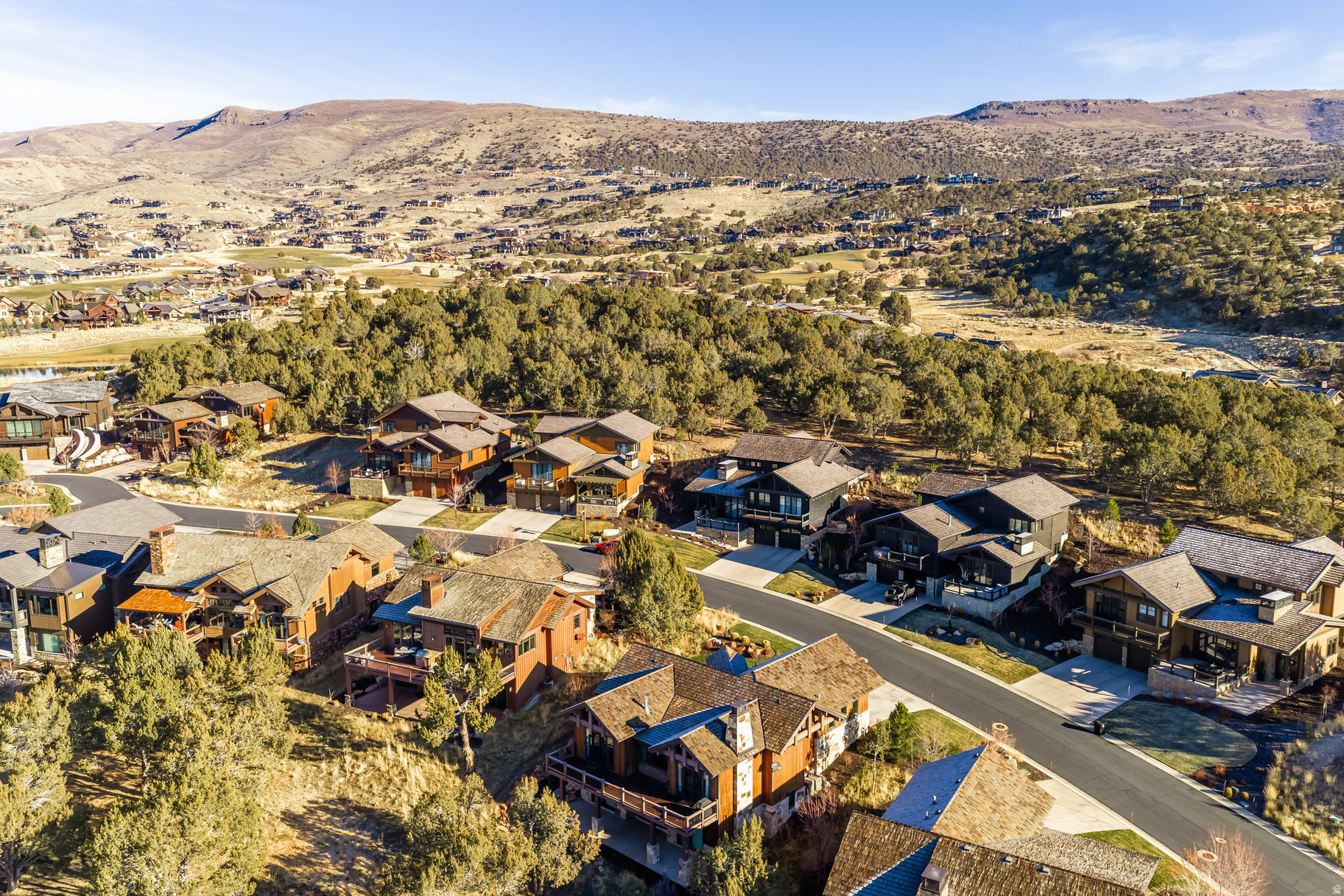 RED LEDGES - Residential
