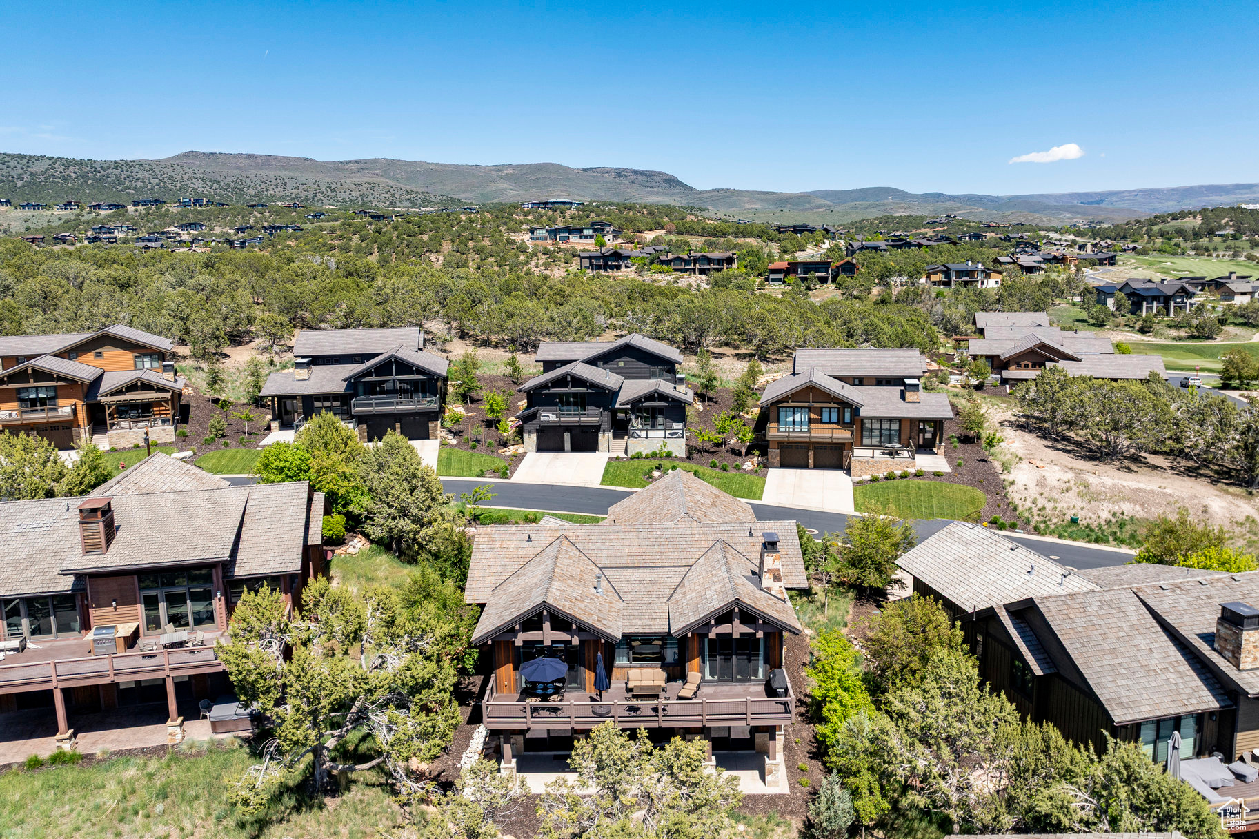 RED LEDGES - Residential