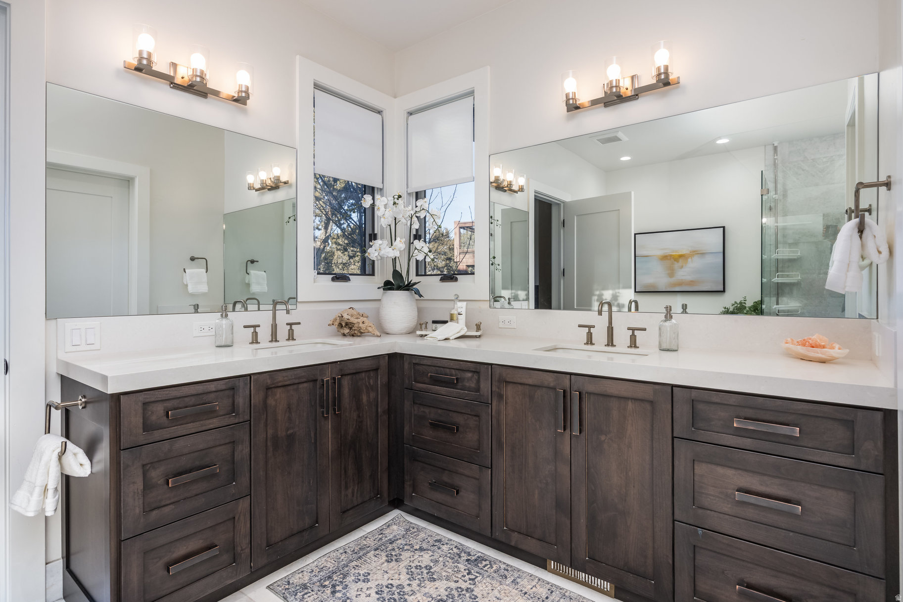 RED LEDGES - Residential