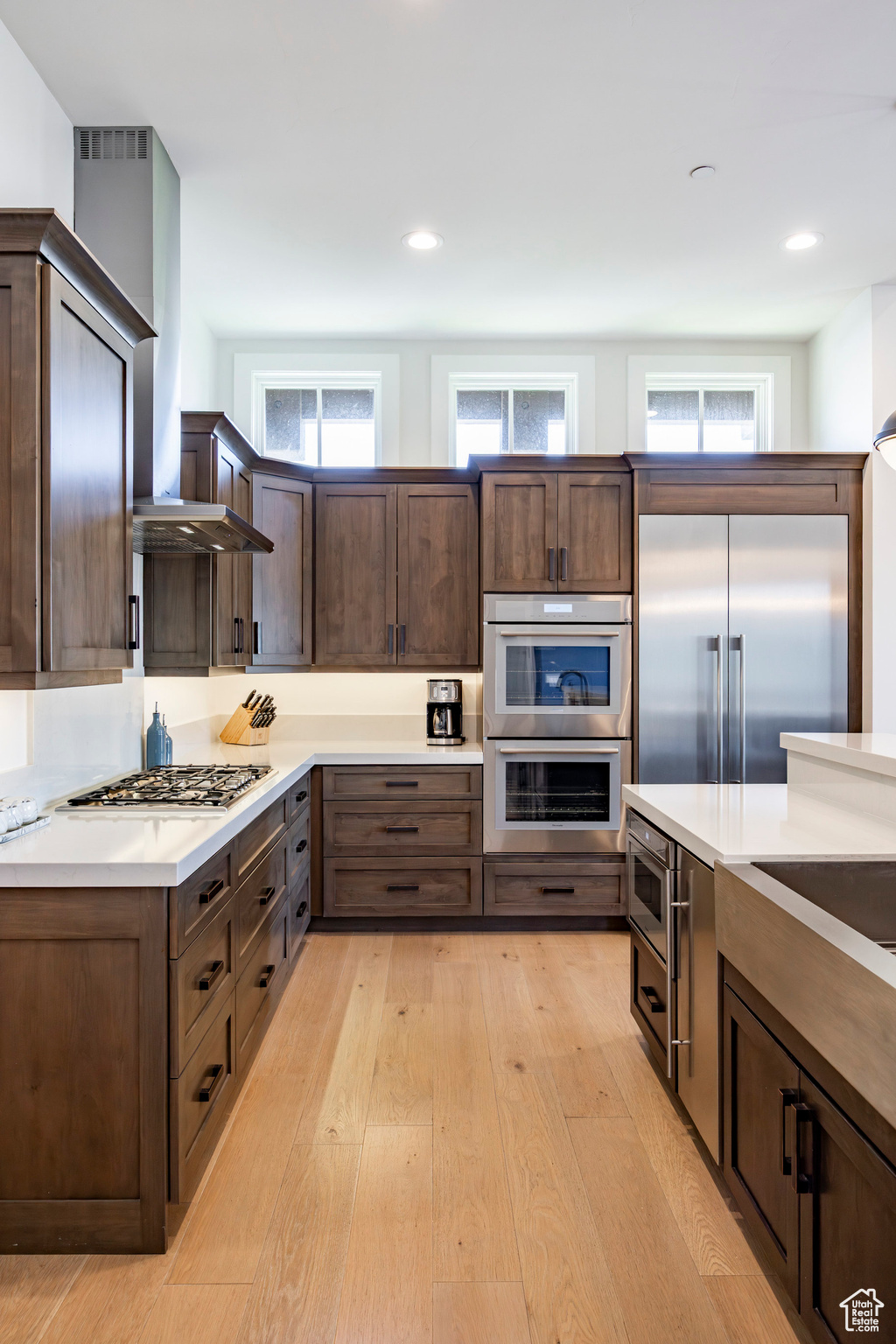 RED LEDGES - Residential