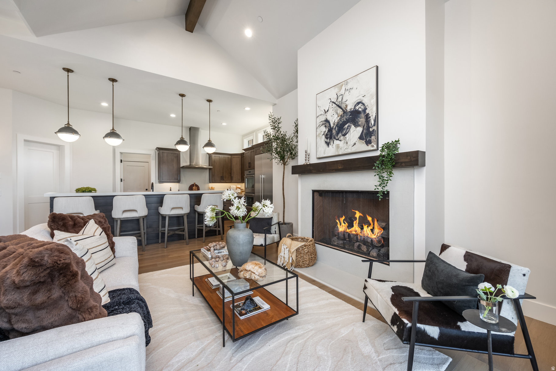 RED LEDGES - Residential