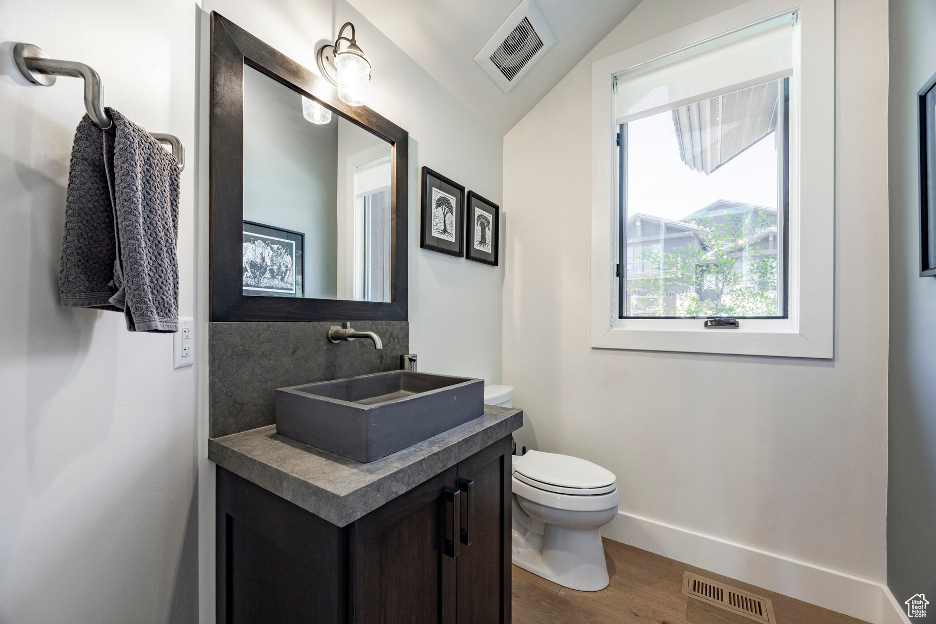 RED LEDGES - Residential