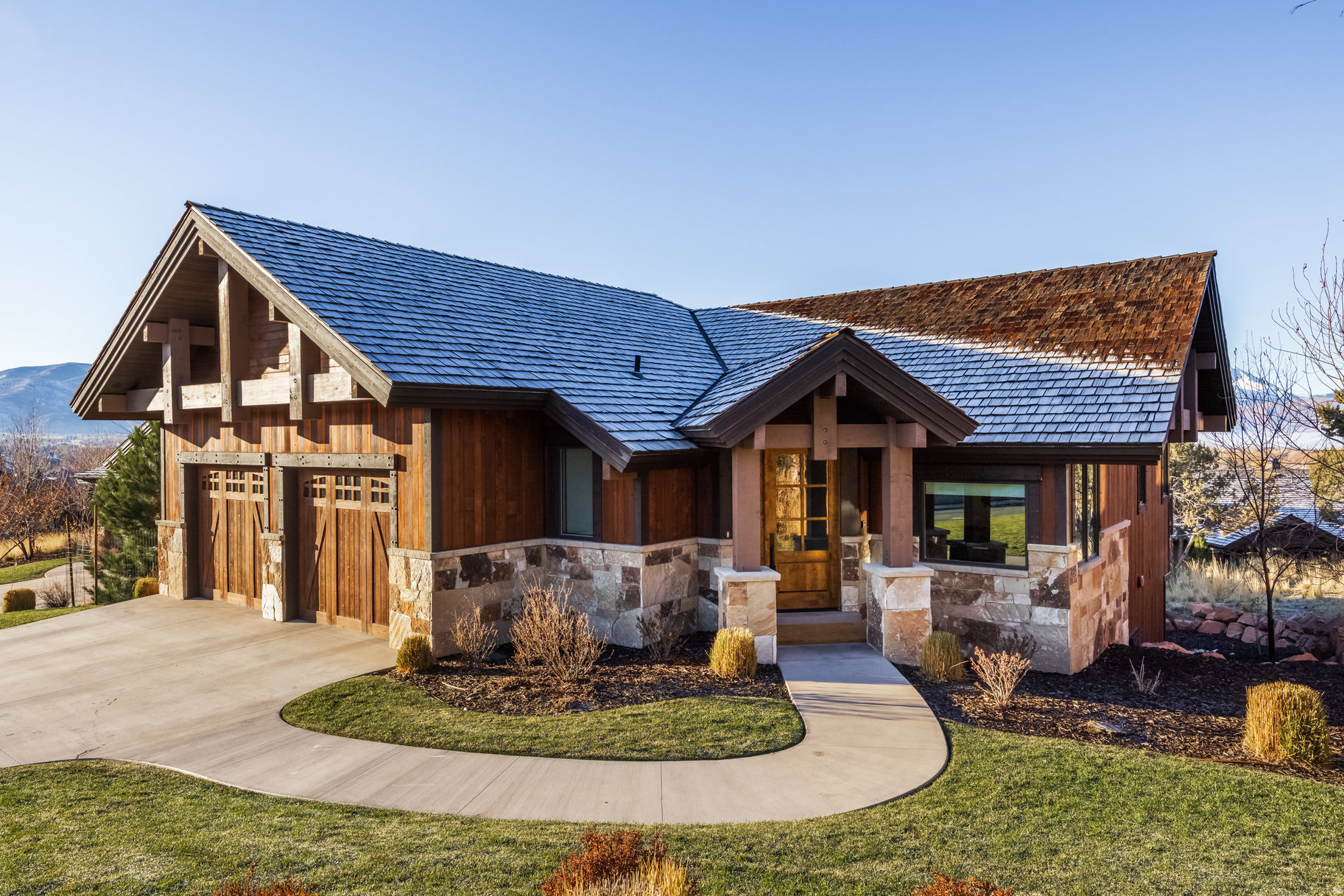 RED LEDGES - Residential