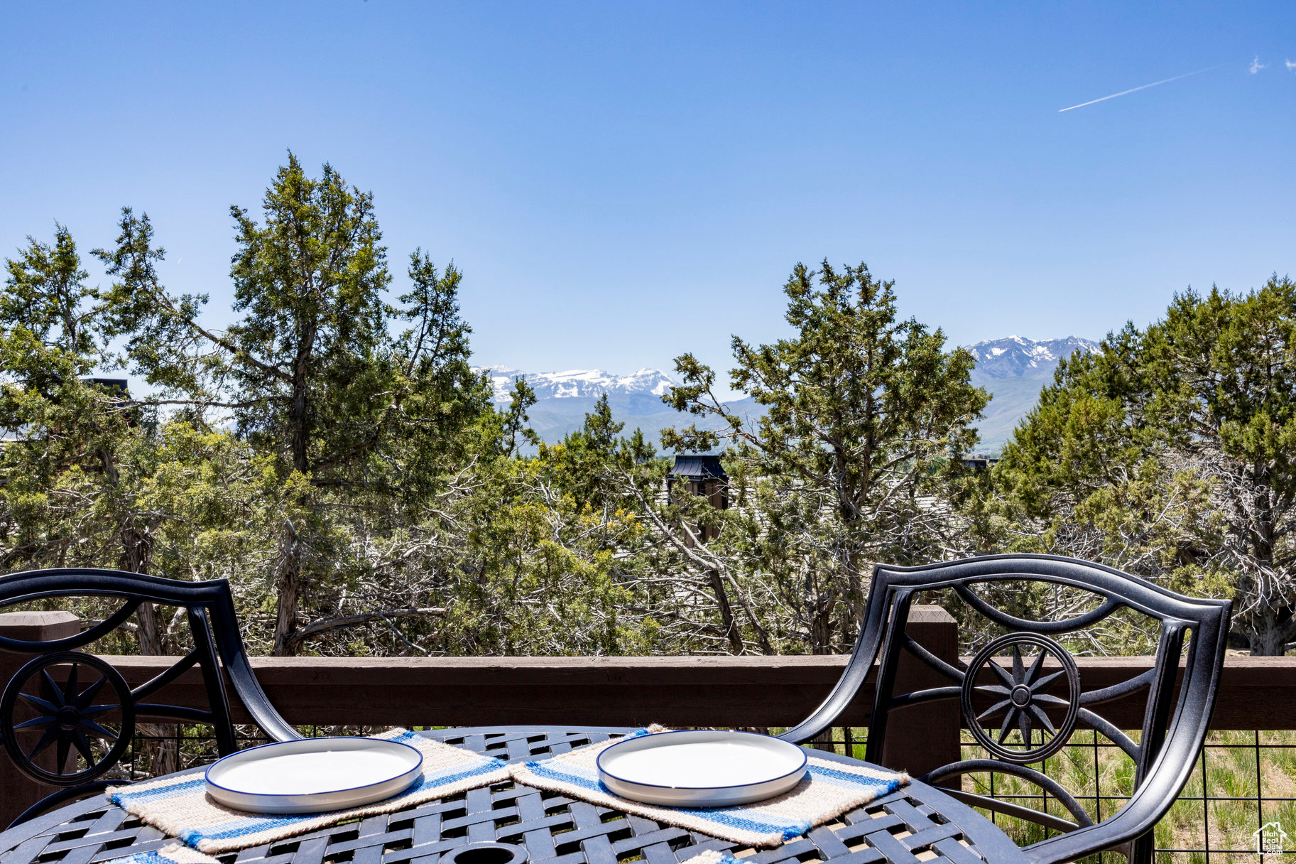 RED LEDGES - Residential