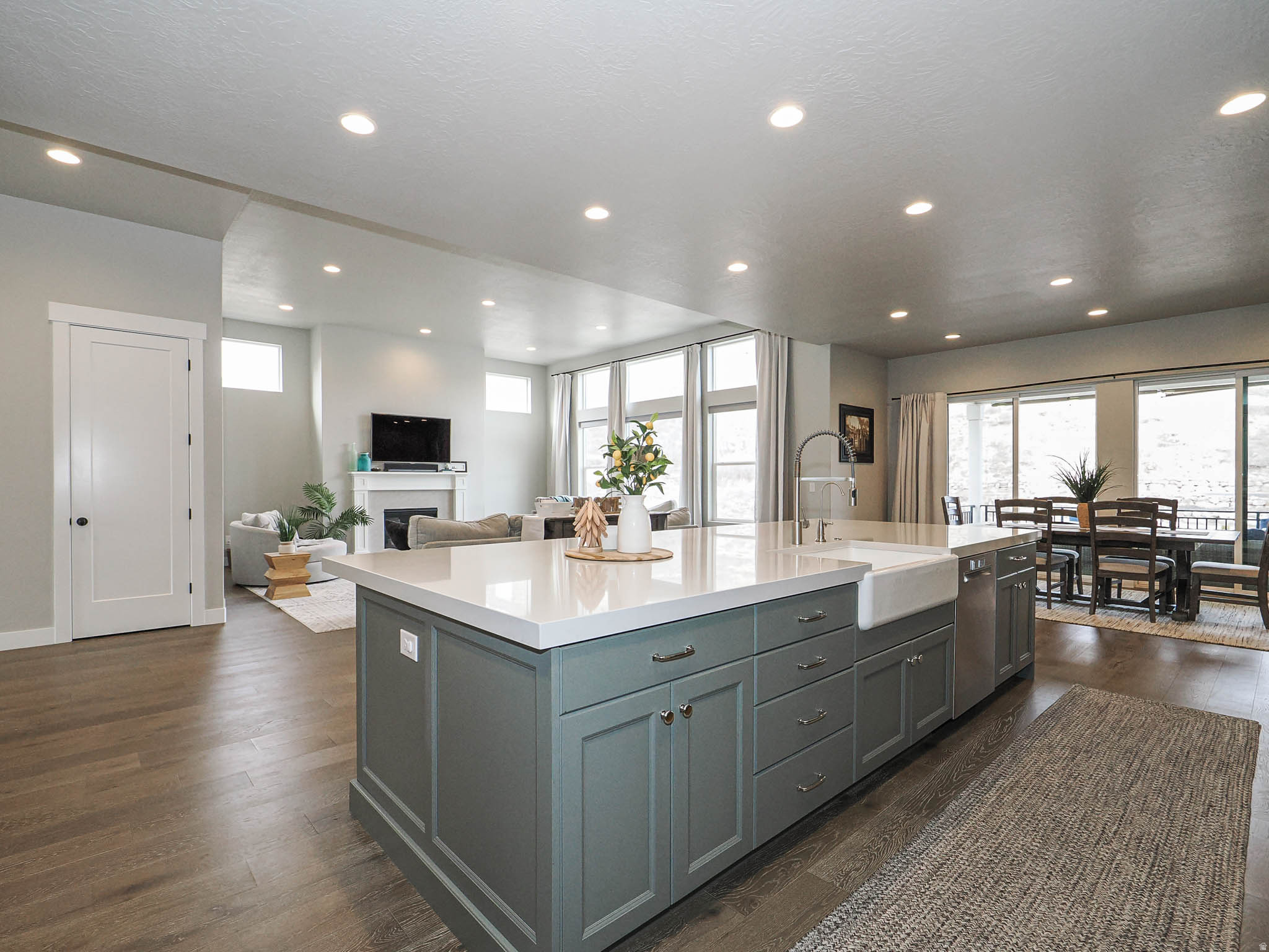 COVE AT HERRIMAN SPRINGS PHASE 1 - Residential