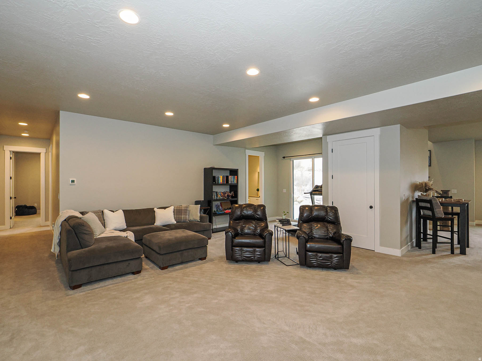 COVE AT HERRIMAN SPRINGS PHASE 1 - Residential