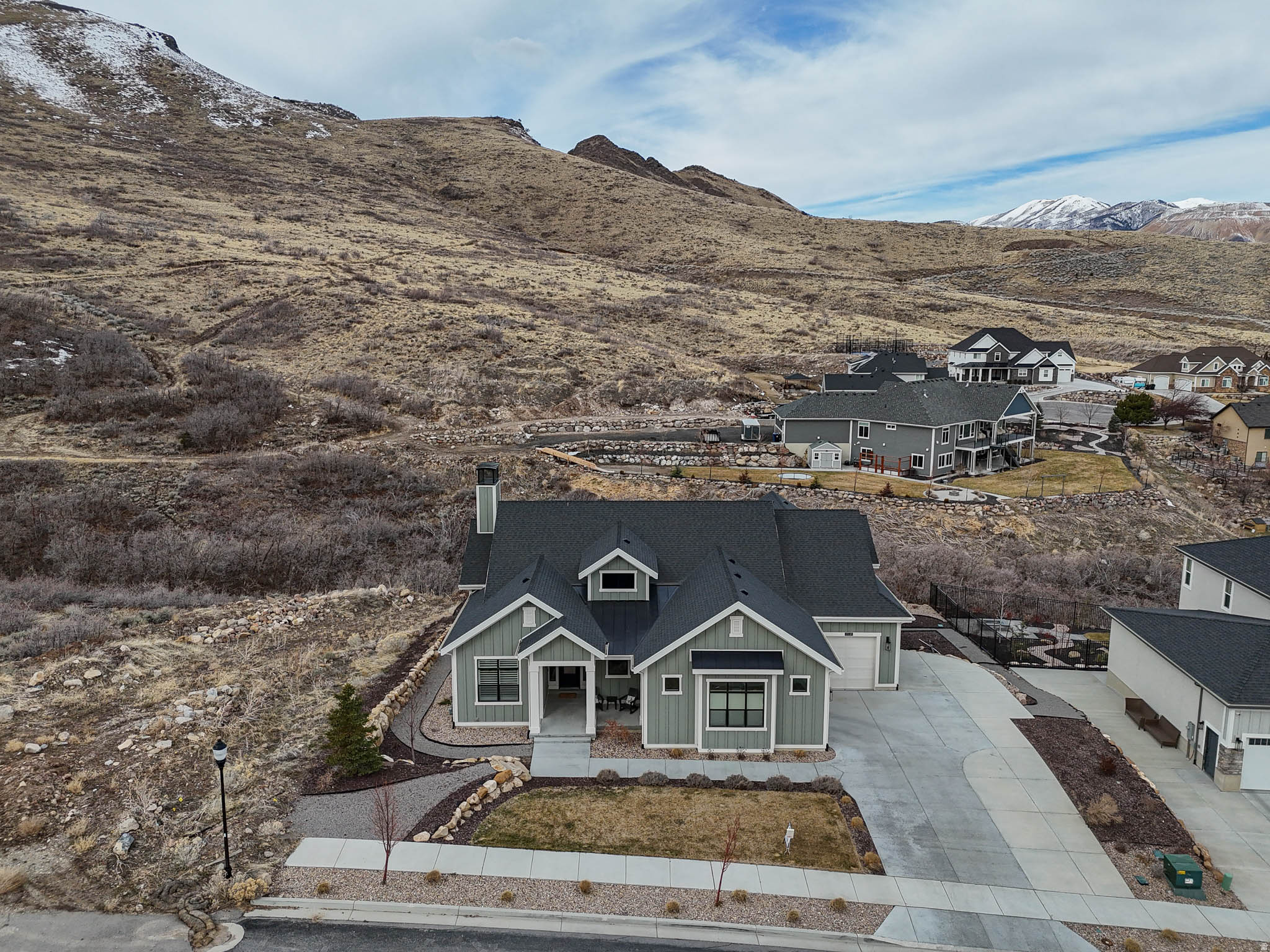 COVE AT HERRIMAN SPRINGS PHASE 1 - Residential