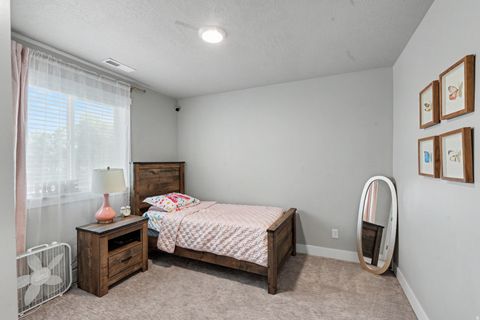 Tiny photo for 1303 E WEYBURN LN, Holladay, UT 84117 (MLS # 2159127)