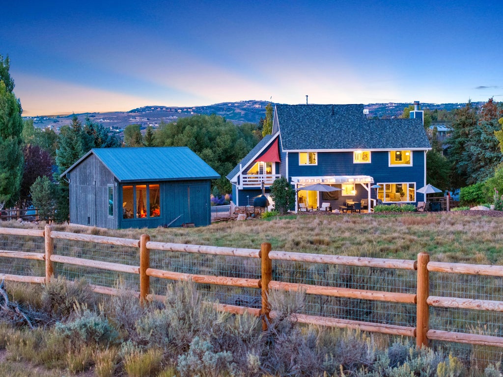 Photo of 6159 N STARVIEW DR, Park City, UT 84098 (MLS # 2186805)
