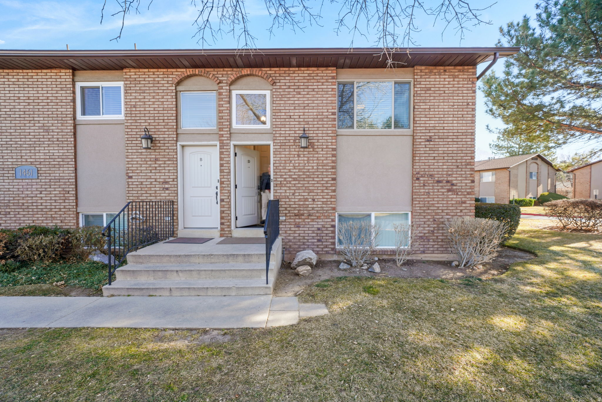 AMIRON - Residential