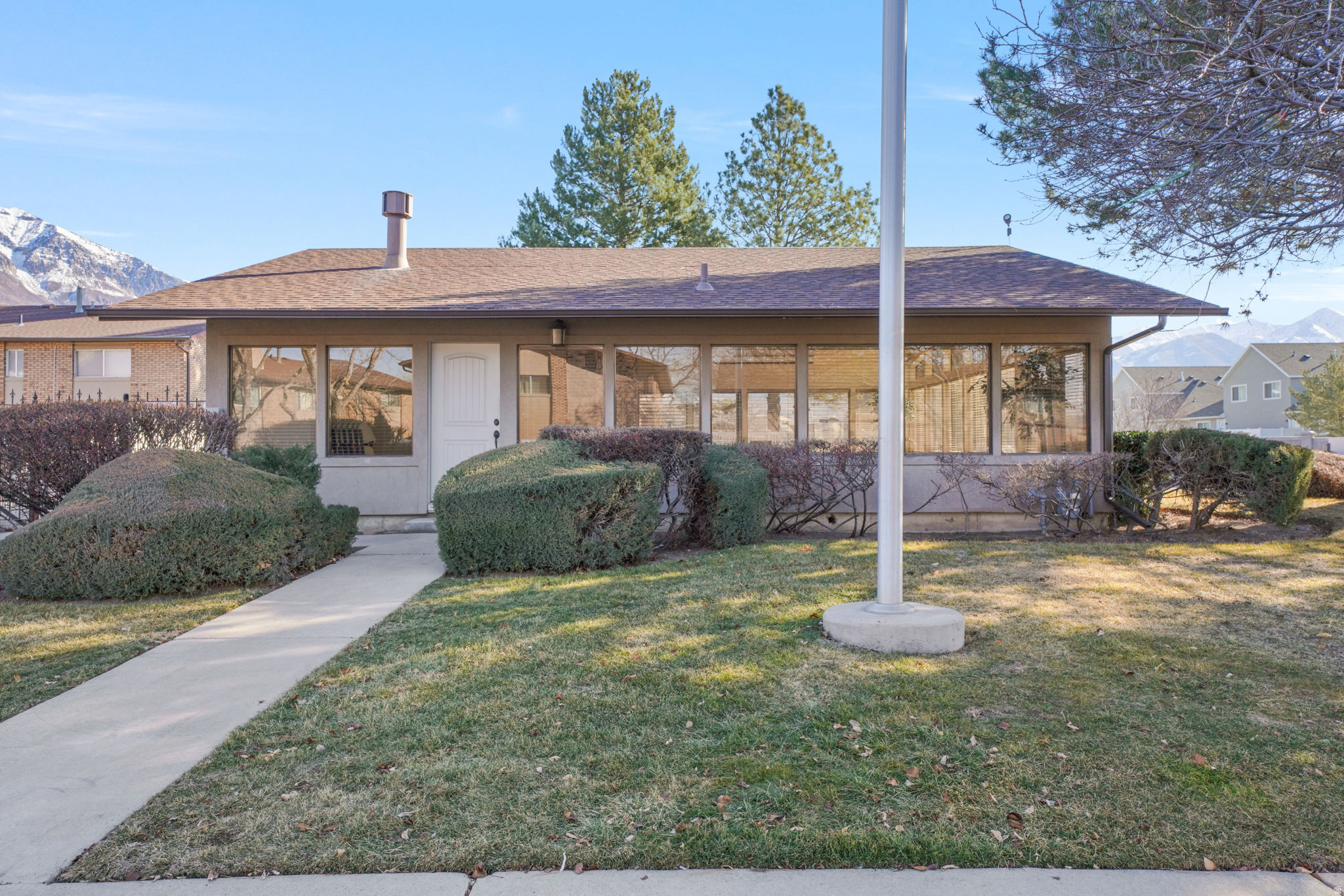 AMIRON - Residential