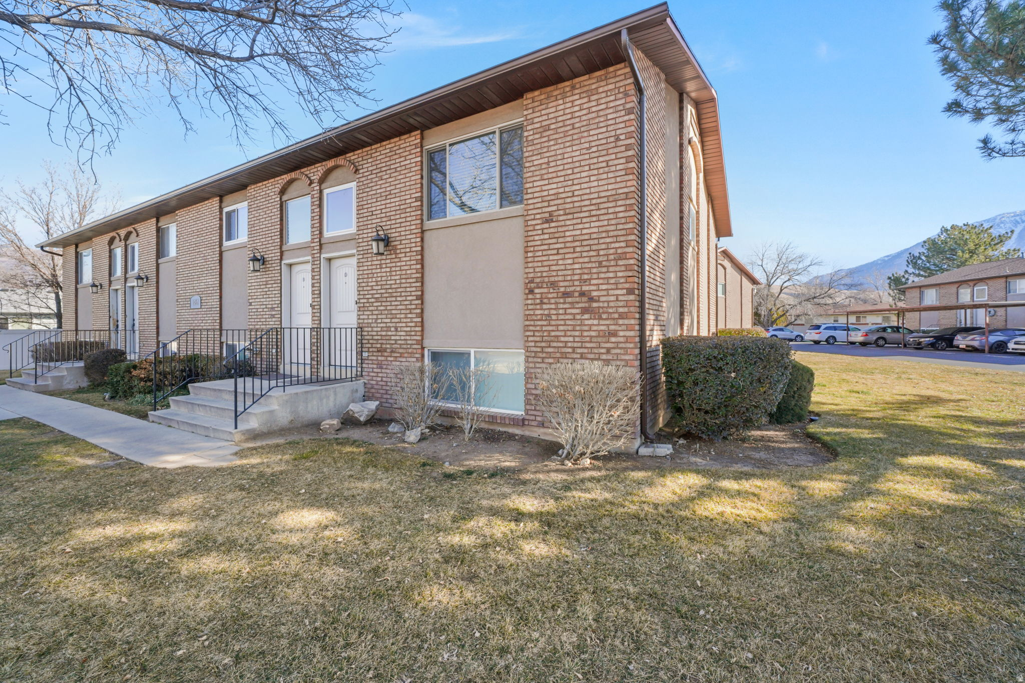 AMIRON - Residential