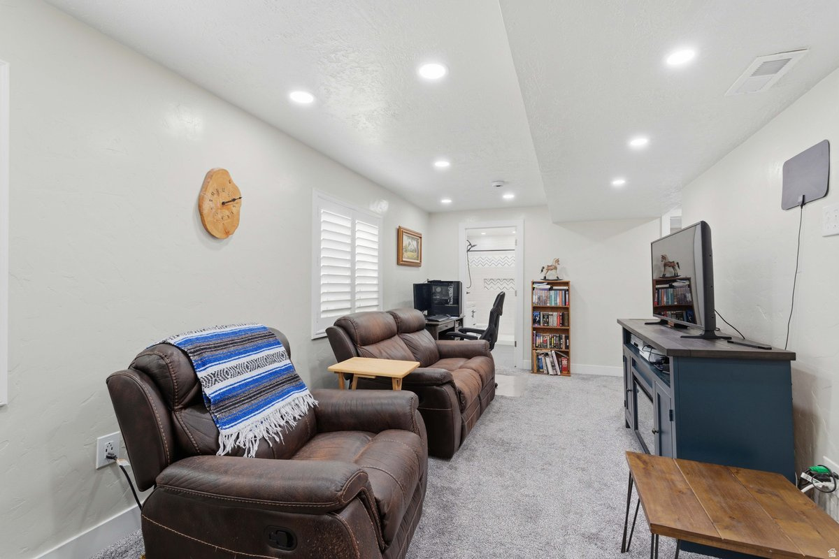 GRANTSVILLE CITY - Residential