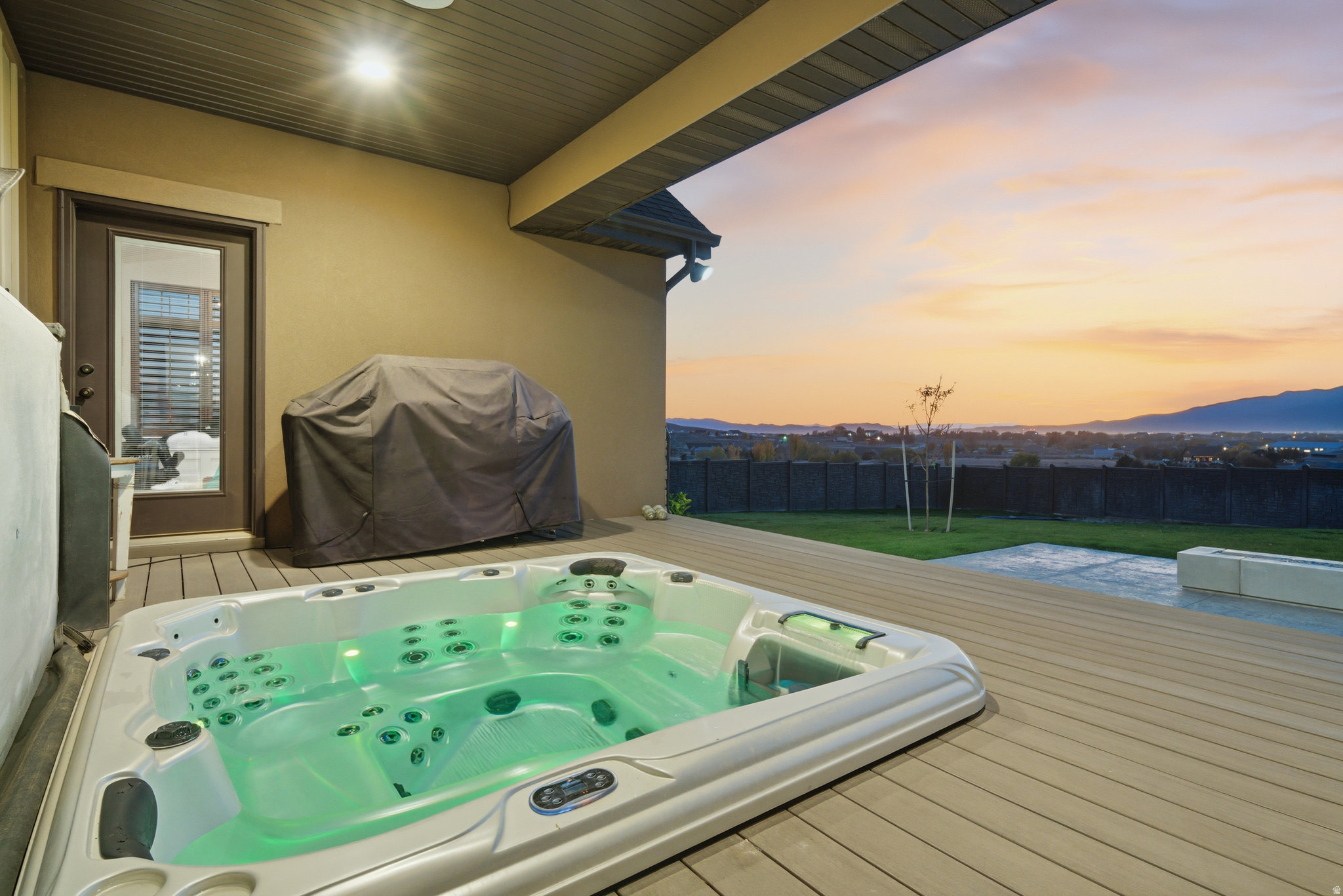 WESTVIEW HEIGHTS - Residential