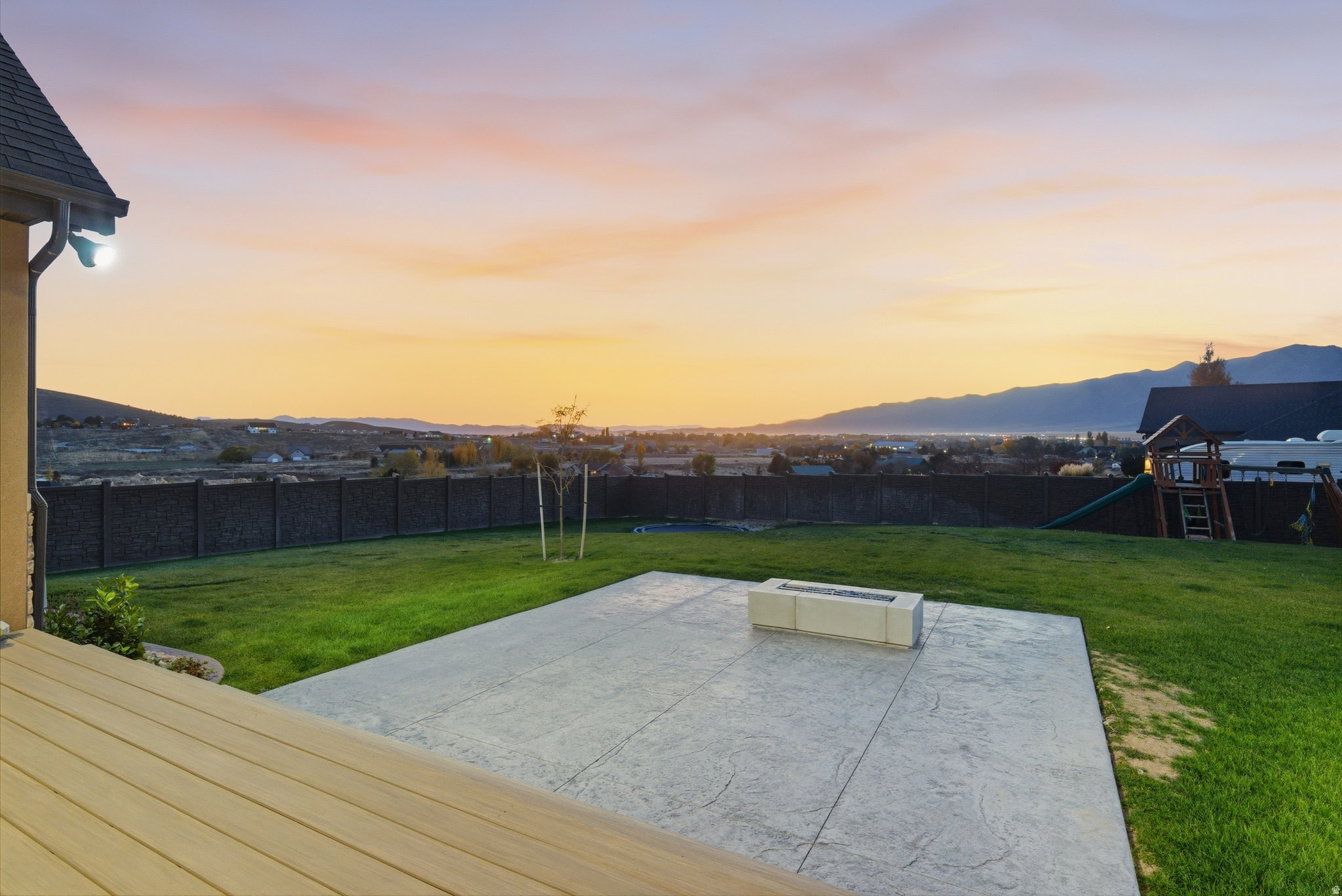 WESTVIEW HEIGHTS - Residential