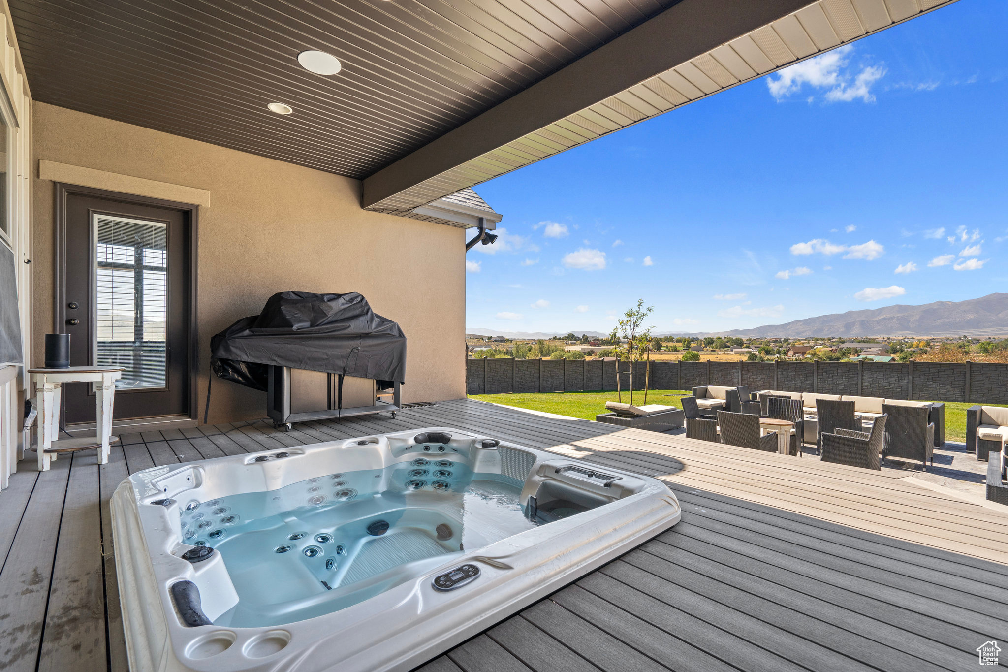 WESTVIEW HEIGHTS - Residential