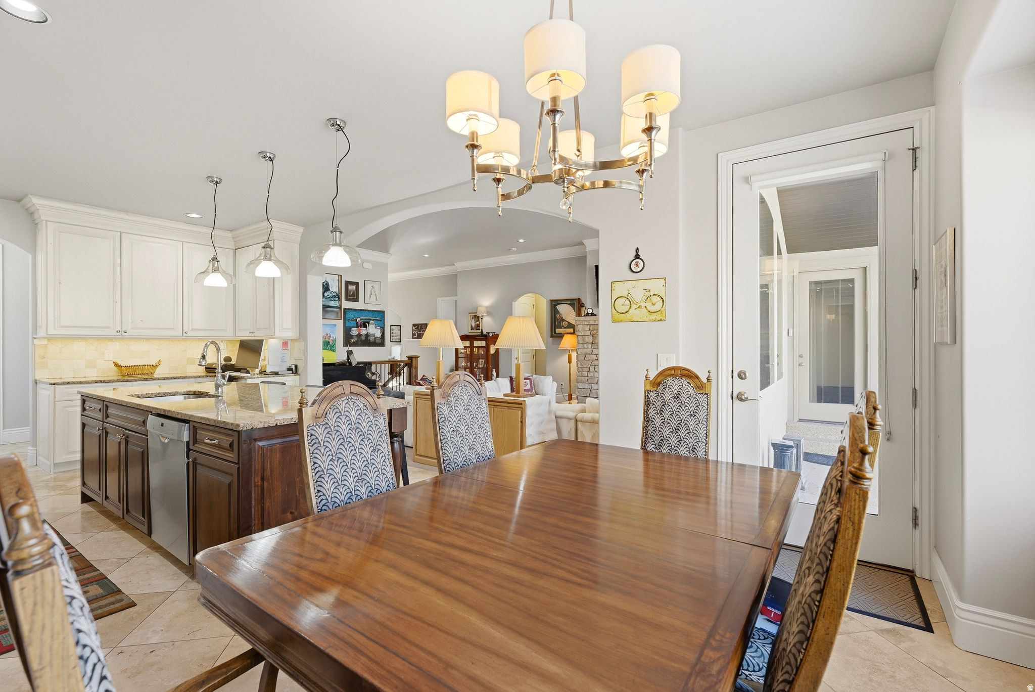 EAGLE CREST - Residential