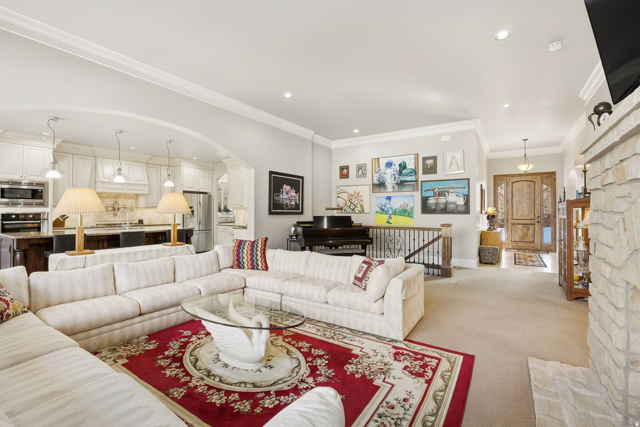 EAGLE CREST - Residential