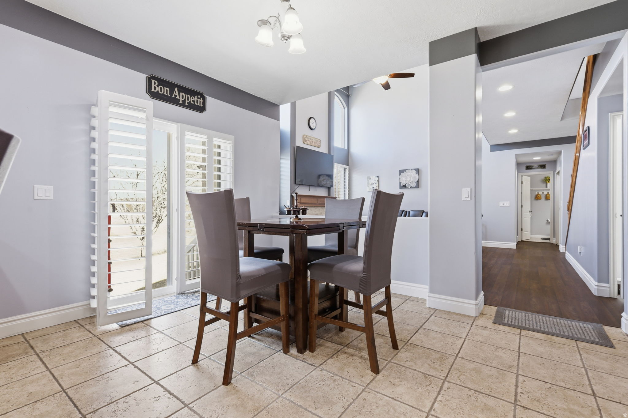 MEADOWS - Residential