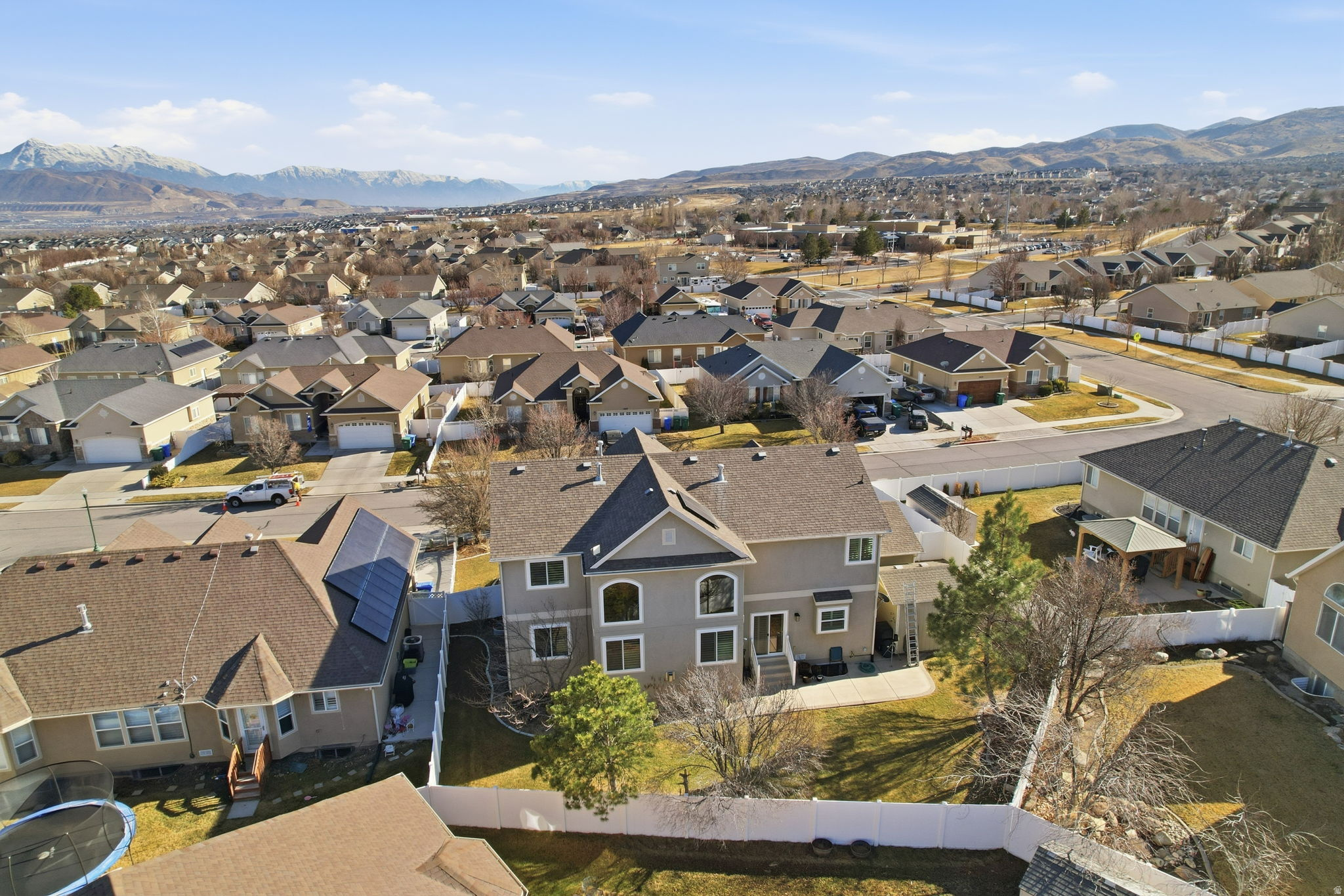 MEADOWS - Residential