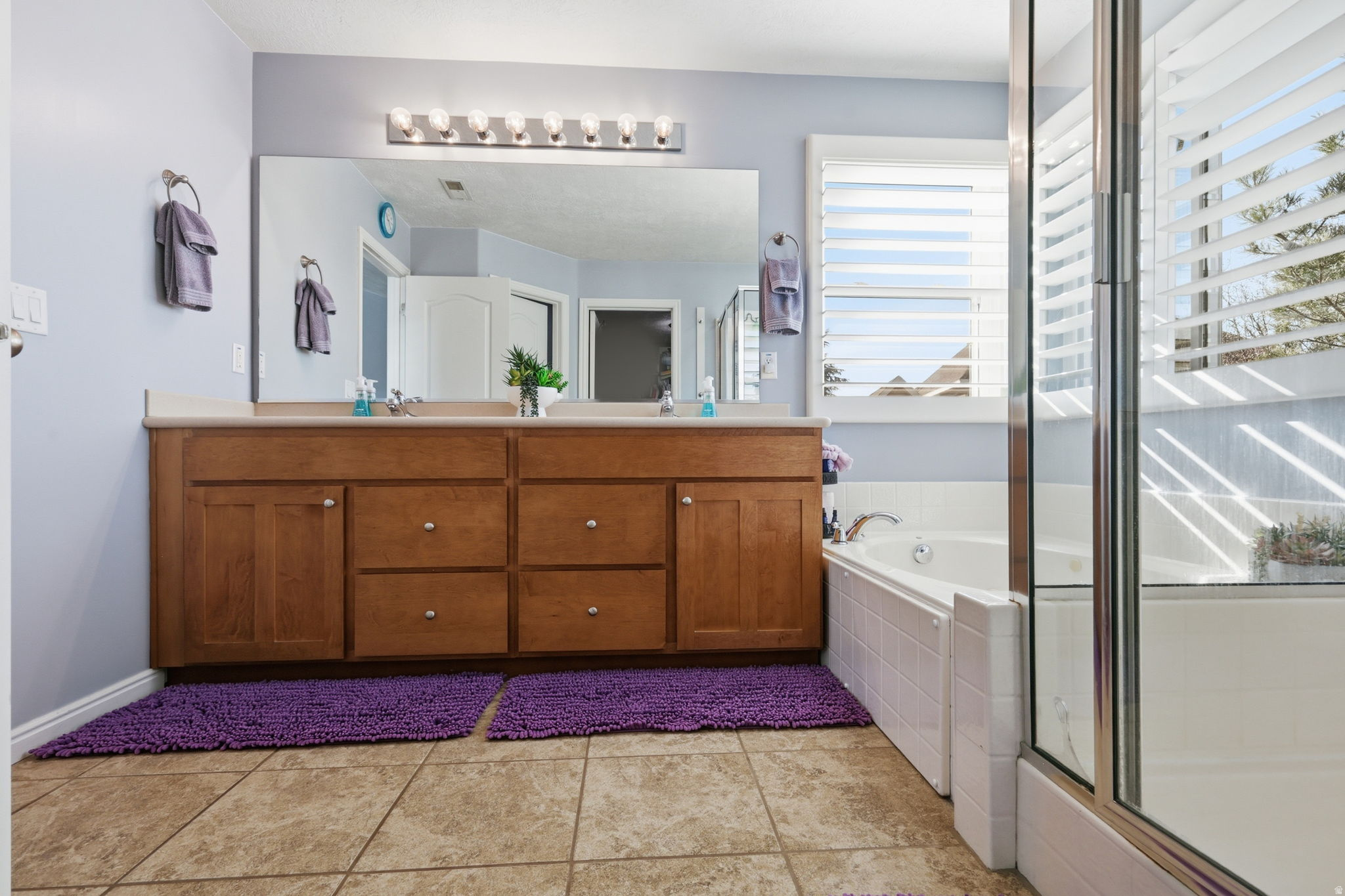 MEADOWS - Residential