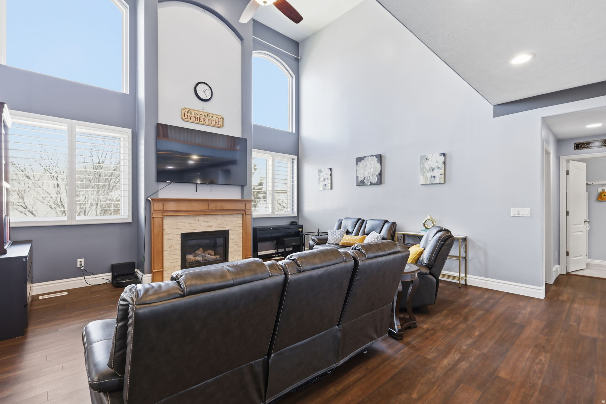 MEADOWS - Residential