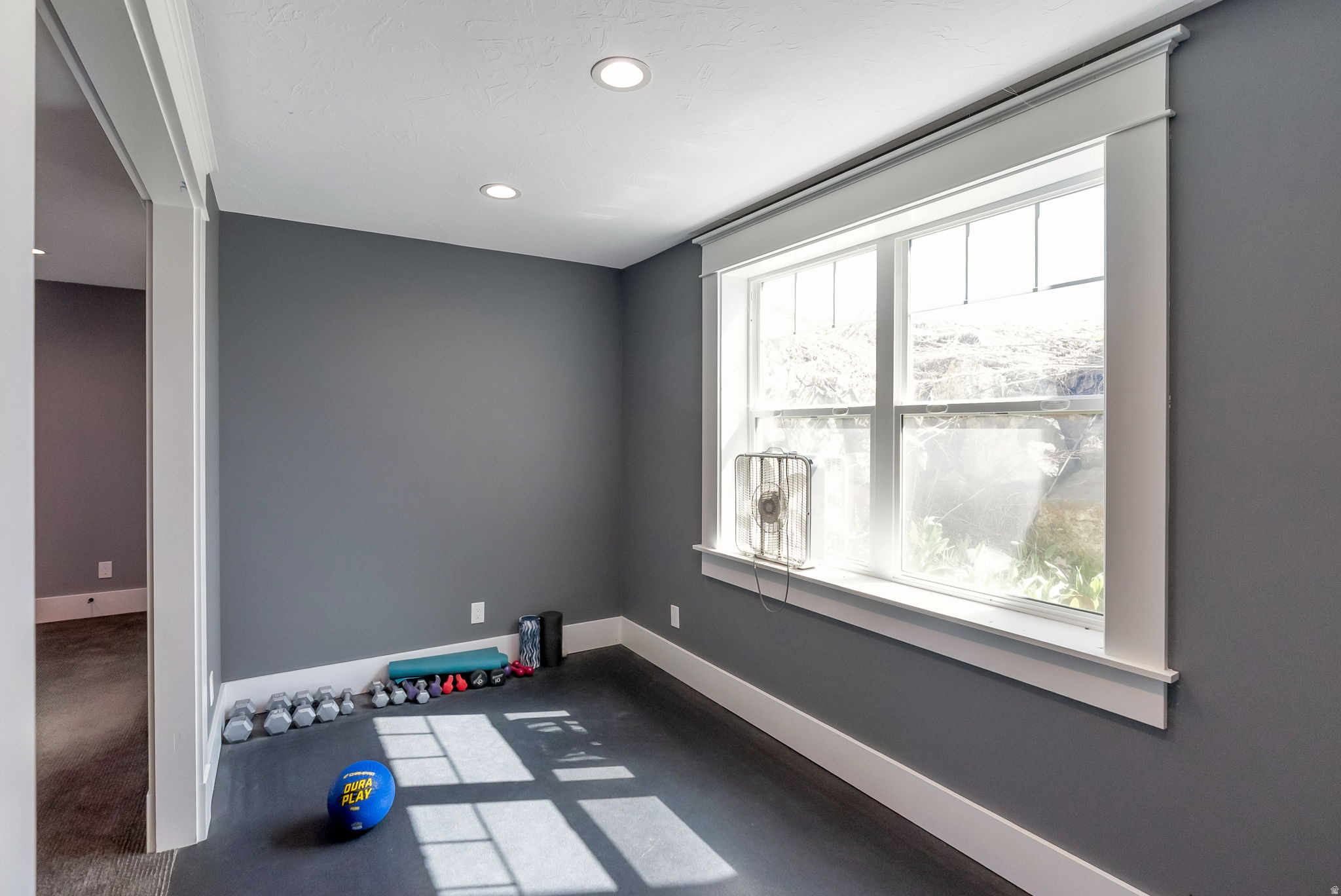 PARADISE COUNTRY EST - Residential