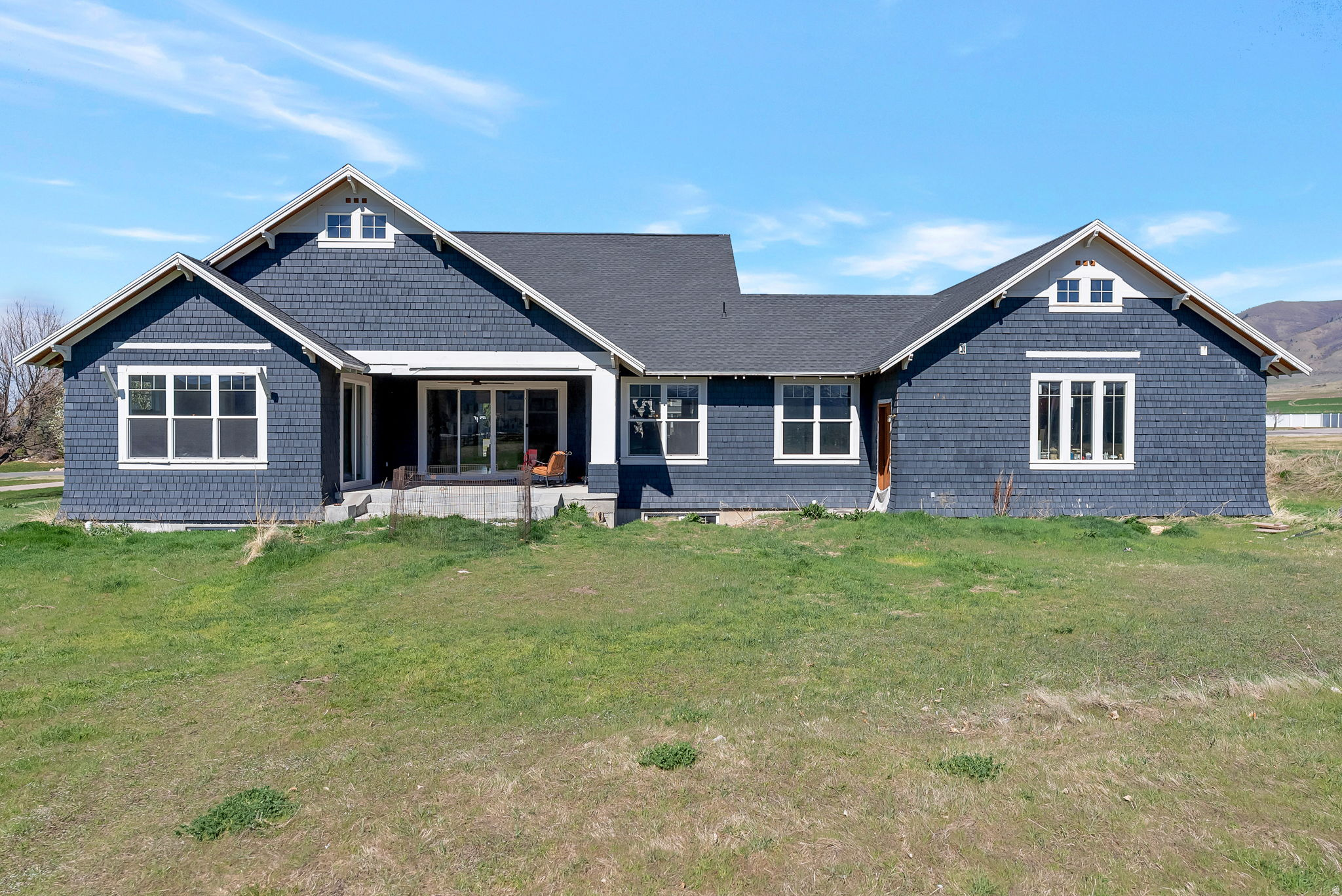 PARADISE COUNTRY EST - Residential