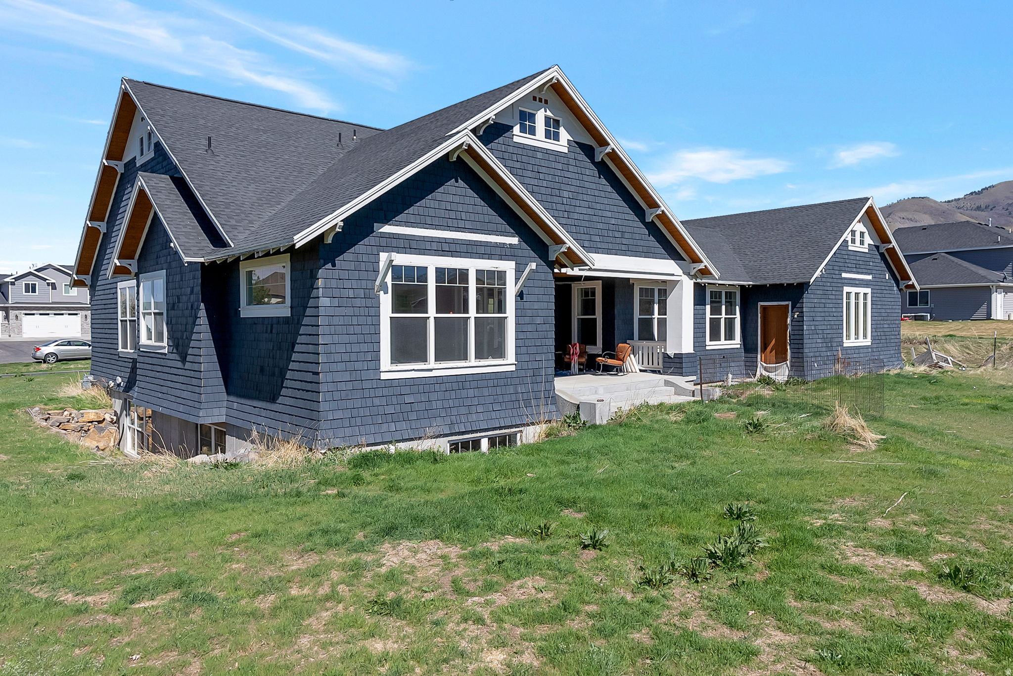 PARADISE COUNTRY EST - Residential