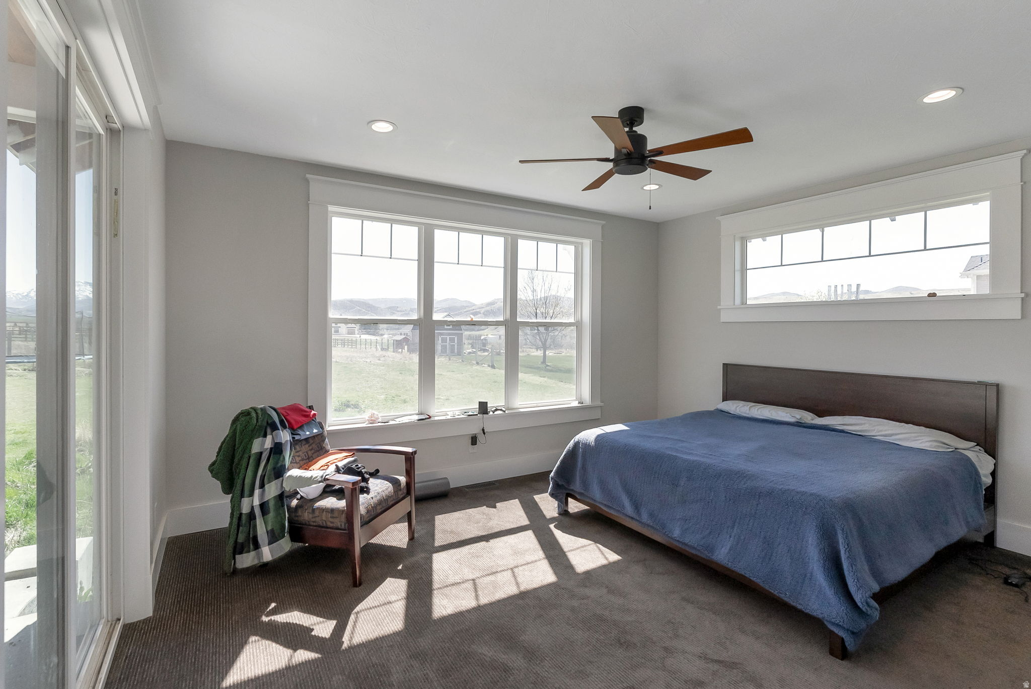 PARADISE COUNTRY EST - Residential