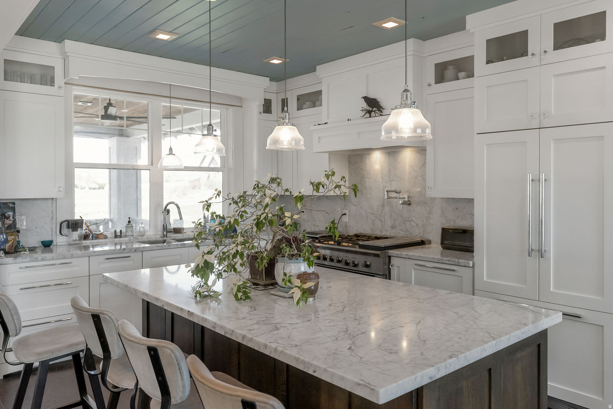 PARADISE COUNTRY EST - Residential