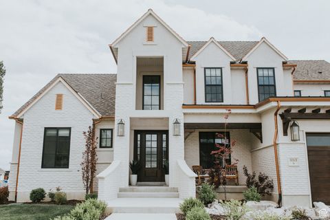 Homes For Sale - 205 E Bardsley Way #12<br/> Salem, UT 84653