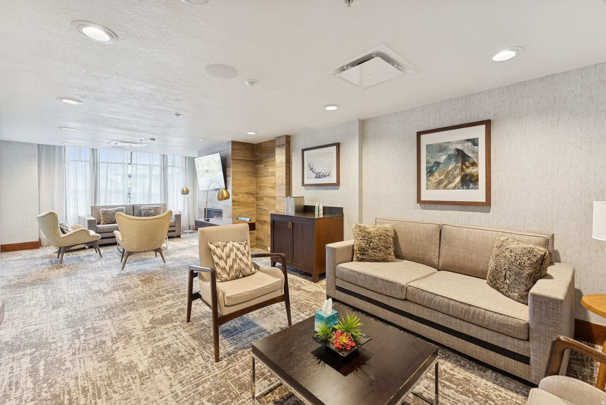 HYATT ESCALA - Residential