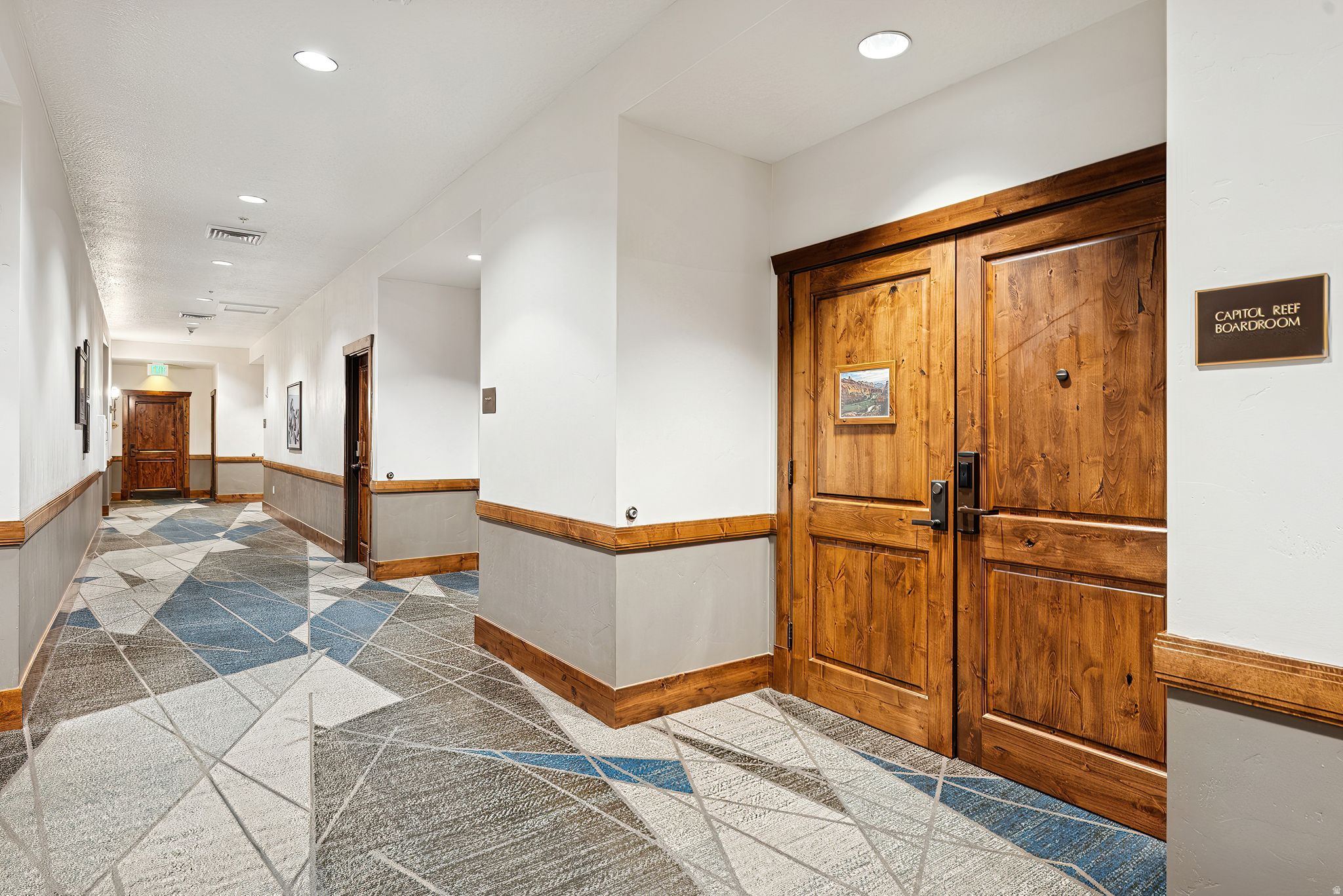 HYATT ESCALA - Residential