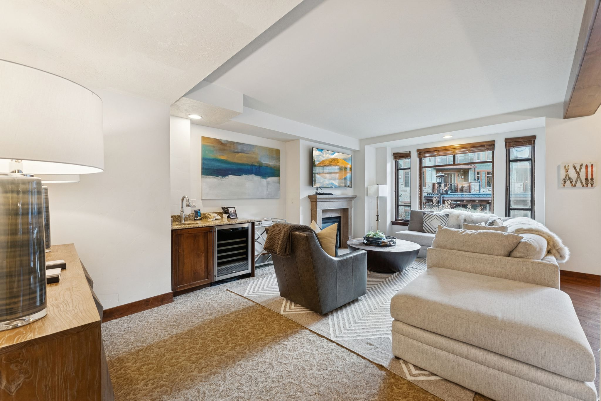 HYATT ESCALA - Residential