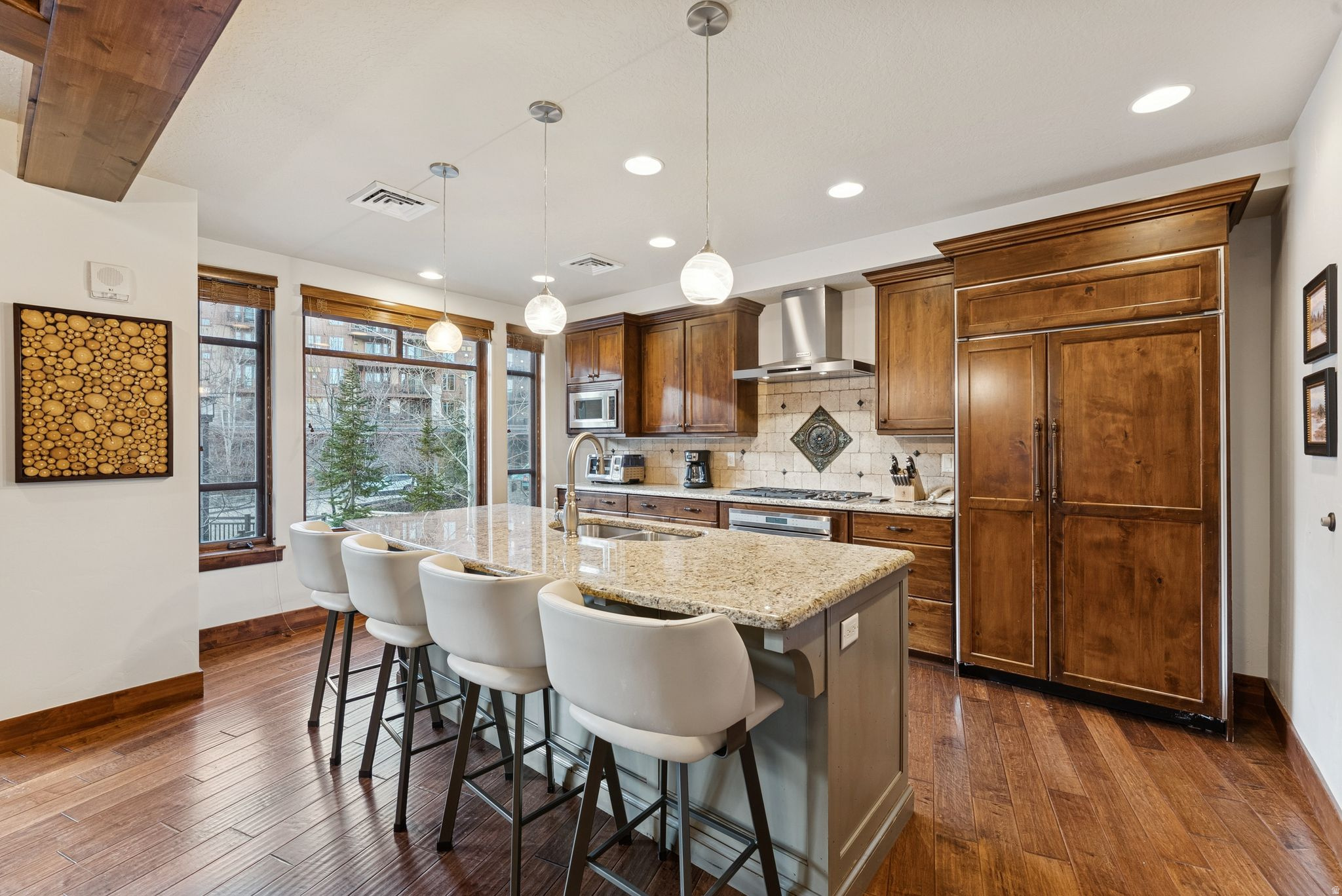 HYATT ESCALA - Residential