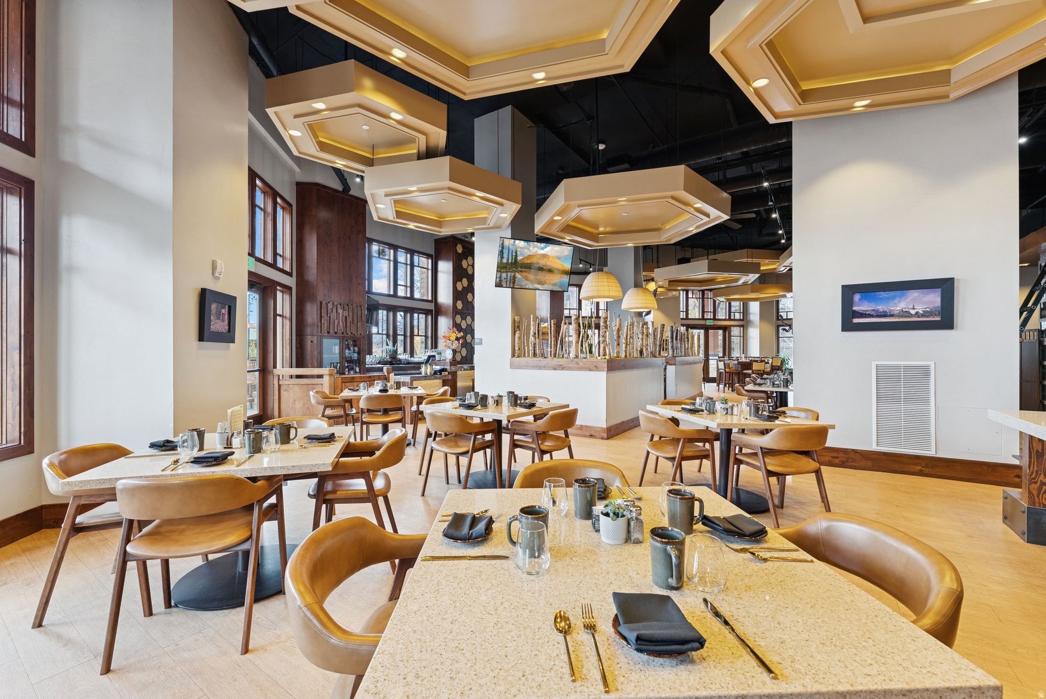 HYATT ESCALA - Residential