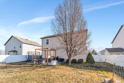 Tiny photo for 322 SPANISH FIELDS DR, Spanish Fork, UT 84660 (MLS # 2134579)